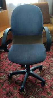 Křeslo k PC - 2