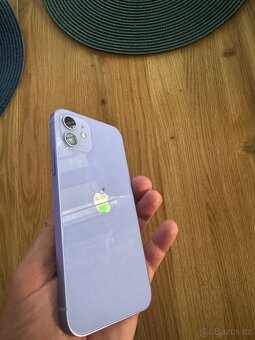 iPhone 12 fialová - 2