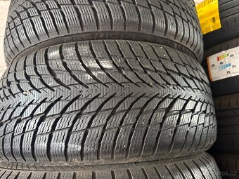 Zimní pneu 225/40/19 - 2