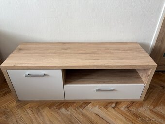 Tv stolek - 2