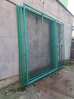 Dvoukřídlá brána - 2