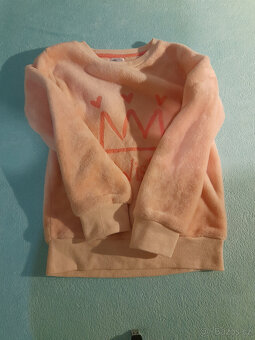 Balík pěkného oblečení pro dívku - 2