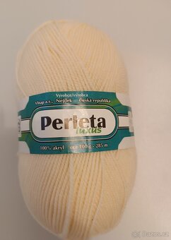 Pletací příze / vlna – PERLETA luxus – 5 klubíček – NOVÁ - 2