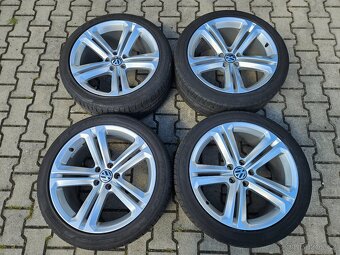 Originální VW Mallory 5x112 Letní 255/40/19 - 2