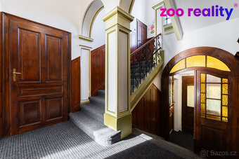Prodej nadstandardní vily na velmi dobré adrese. - 2