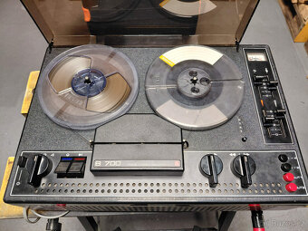 Magnetofon Tesla B 700 - 2