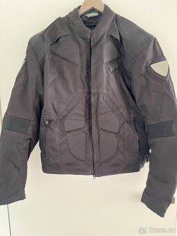 Motorkářské oblečení, držák páteře a tašku - 2