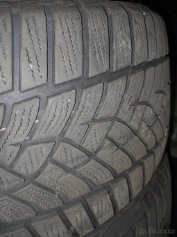 2 ks zimní Goodyear UltraGrip Performance+ 225/40 R18 92V - 2