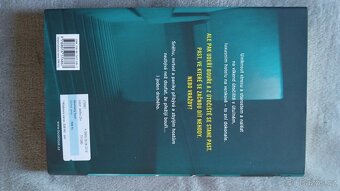 Kniha Nevítaný host od spisovatelky Shari Lapena - 2