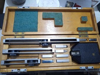 Držák koncových měrek. - 2