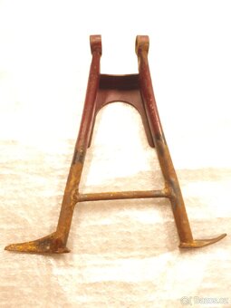 Jawa Pérák hlavní stojan - 2