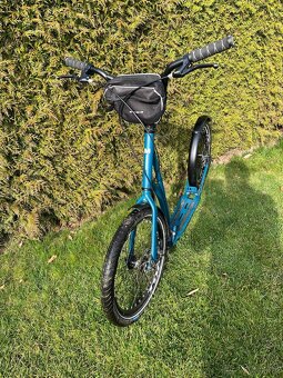 Koloběžka MIBO Royal - 2