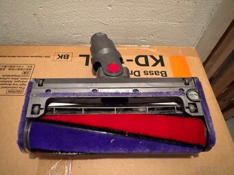 Hubice Fluffy pro Dyson V8 - 2