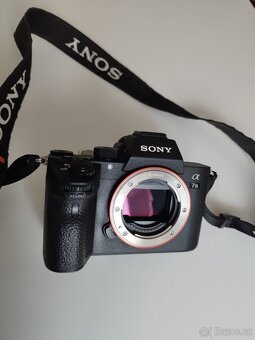 Sony Alpha A7 III + FE 24mm f/1.4 GM + HVL-F28RM – TOP stav - 2