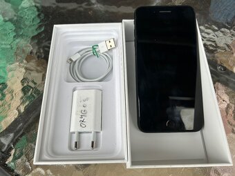 Apple 7plus - 2
