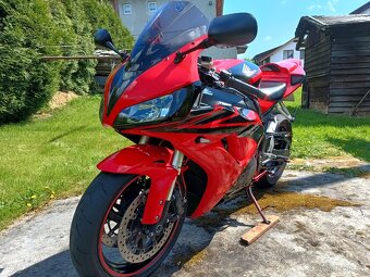Honda CBR 1000RR SC57 - 2