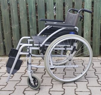 020-Mechanický invalidní vozík Exel. - 2