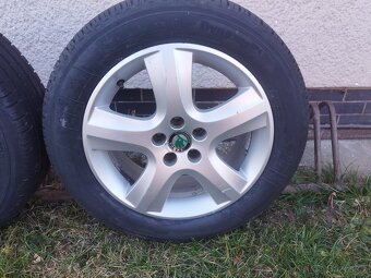 ALU kola 5x100 R16 Knife original Škoda+nové pneu 205/55R16 - 2