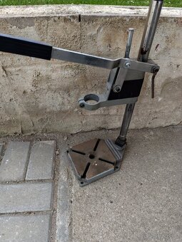 prodám stojan na vrtačku - 2