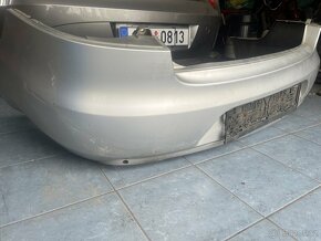 Škoda Superb 2 zadní Nárazník stříbrná - 2
