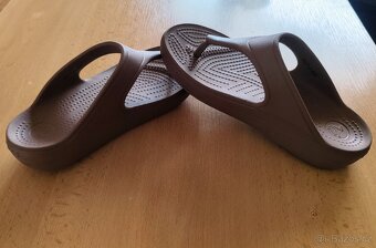 Žabky Crocs Sloane Platform Flip W6 - 2