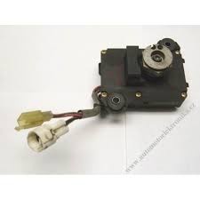 Suzuki GSX-R 600 / 750 (K6 / K7) - servomotor přívěr výfuku - 2