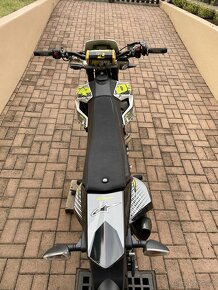 Um dsr 125sm - 2