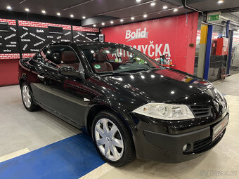renault megane cabrio 2,0i špičkový stav 105000km - 2