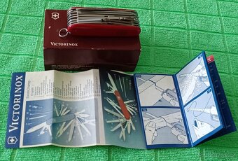 Victorinox Swiss Champ 1.6795 - 2