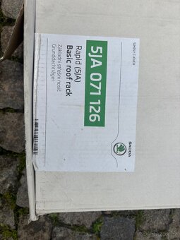 Střešní nosič Škoda Rapid - příčníky 5ja071126 - 2