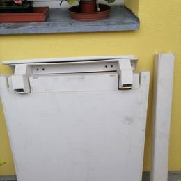plastový sklápěcí stoleček na balkón - 2