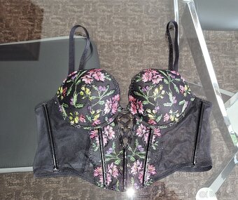 Victoria's Secret 75 B korzet - 2