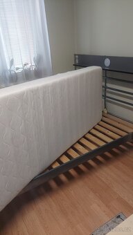 Kompletní postel (rošty i matrace) - 2