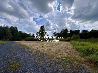 Prodej stavebního pozemku 2 068 m2, Rumburk, ev.č. 05793 - 2