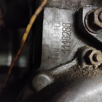 Fiat 600 D motor, rozdělovač, karburátor - 2