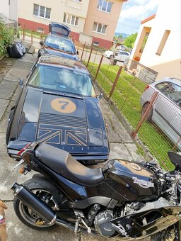 Triumph Daytona 900 - 2