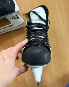 Brusle CCM velikost 45 - 2