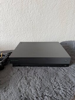XBOX ONE X 1TB  SCORPIO EDICE V TOP STAVU - 2