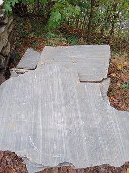 Přírodní štípaný kámen, dlažba venkovní - 2