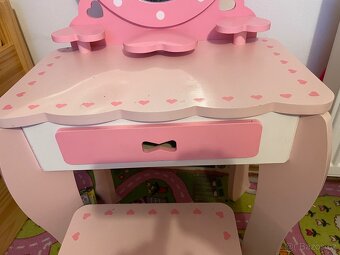 Dětský kosmetický - toaletní stoleček - 2