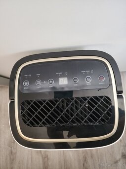 Odvlhčovač vzduchu DML-C10A1 – nový, kompletní, 12–16 L/den - 2
