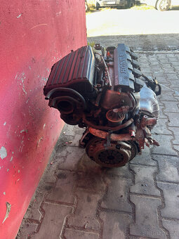 Motor 1,4 66KW Honda Civic D14Z6 kompletní motor - 2