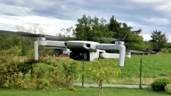 Dron DJI mini SE Fly more combo - 2