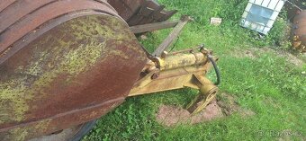 Prodám podkop a vidle na UN O53 - 2