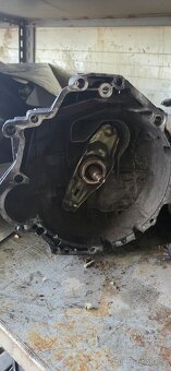 Prevodovka a4 b7 - 2