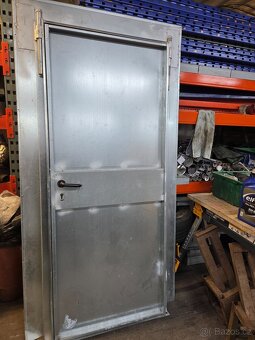 Mobilní stavební dveře - 2