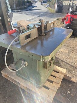 Kamro - spodní frézka - 2