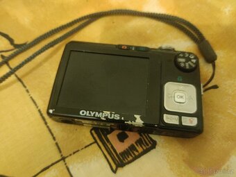 Olympus X-820 8mpix bez příslušenství - 2