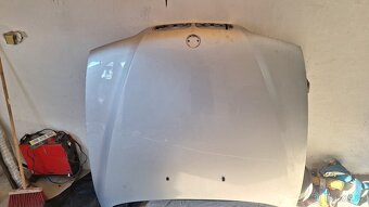 Predni kapota BMW E39 - 2
