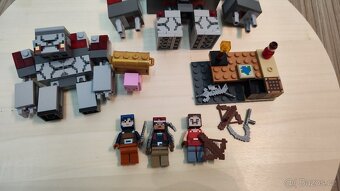Lego Minecraft 21163 - 2